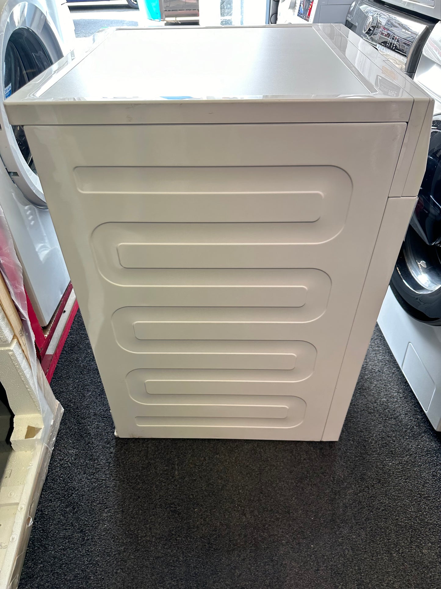 Blomberg 8kg Heat Pump Condenser Tumble Dryer